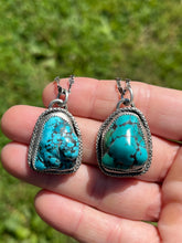 Load image into Gallery viewer, Turquoise Nugget Necklace