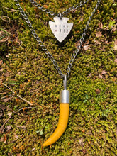 Load image into Gallery viewer, Arrowhead & Horn Necklace