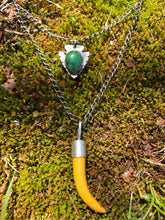 Load image into Gallery viewer, Arrowhead & Horn Necklace