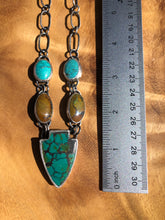 Load image into Gallery viewer, Arrowhead Necklace