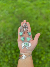 Load image into Gallery viewer, Roam Free Necklace
