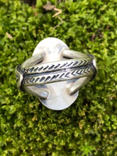 Load image into Gallery viewer, Matte Sterling &amp; Hubei Ring
