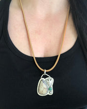 Load image into Gallery viewer, Sterling and Hubei Arrowhead Pendant
