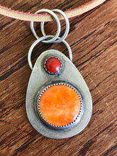 Load image into Gallery viewer, Spiny Oyster and Red Sponge Coral Pendant
